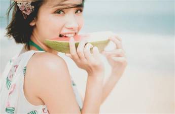 样片摄影师张昊韩式简约婚纱照拍摄技巧