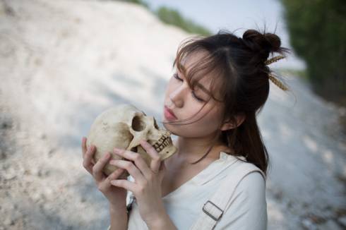 lr预设性冷淡调色 lightroom预设 冷色调 附原片素材+LR预设