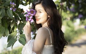 摄影RAW原图下载-郊外美女人像5P-RAW原片