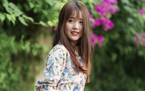 摄影RAW原图下载-穿碎花裙美女人像16P 人像精修调色练习-RAW原片