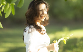 摄影RAW原图下载-森系白裙美女RAW原片27P