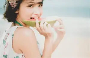 样片摄影师张昊韩式简约婚纱照拍摄技巧