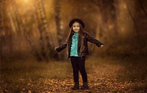 俄罗斯摄影师ALINA KAYUTINA儿童摄影后期巧克力色调调色艺术