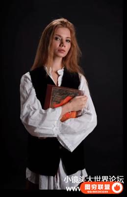 Vlad Shutov在演播室进行人像拍摄+处理