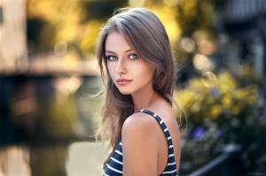 摄影师 Lods Franck人像修饰教程含练手素材 Lods Franck Portrait Retouching-Lea