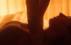 lr预设电影感复古人像PS/LR/手机LR预设Cinematic Stills CINEMATIC LONGING