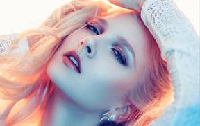 摄影师Jake Hicks时尚肖像修饰调色Photoshop技巧教程