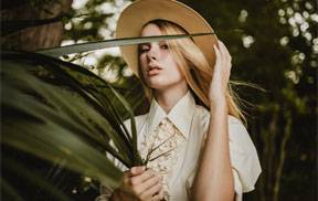 lr预设著名的TribePhoto胶片部落 人像摄影胶片色调LIVEFOLK LR+ACR预设