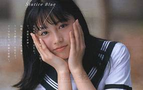 10款日系小清新胶片学院风少女人像摄影PSD排版含字体