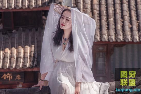 19P美女古风写真大片欣赏