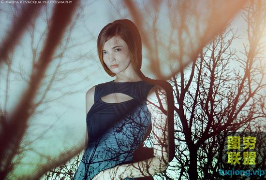 1962P 意大利女摄影师 Marta Bevacqua浓烈情绪故事性人像摄影集