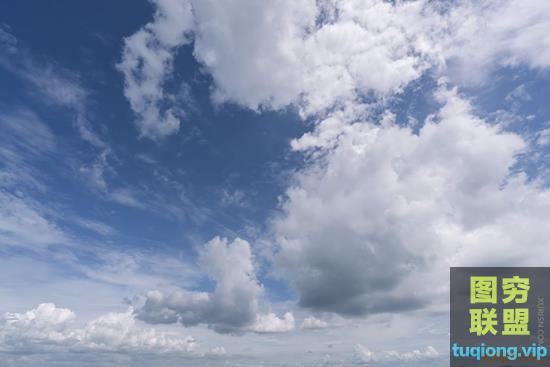 247张超高清蓝色天空云彩素材集BLUE SKIES