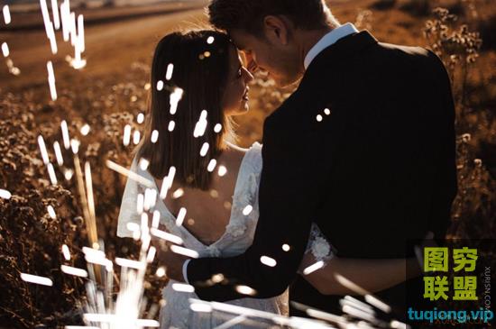 72张超清婚礼节日庆祝闪光烟花烟火散景照片叠加素材