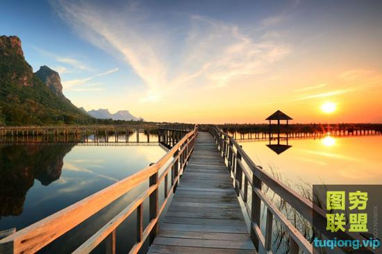 60P 高清 海边木板码头 木桥 木栈道 自然美景 风景图片