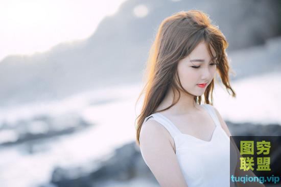 11张笑容甜美女孩海边写真摄影RAW原片NEF格式