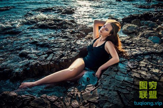 200+欧美模特人像精修双曲线中性灰高低频RAW练习图含PSD分层