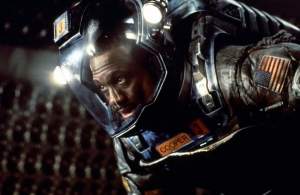 科幻电影《黑洞表面》解说文案/片源下载