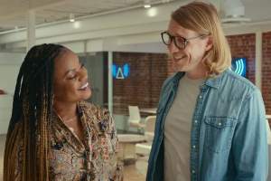 喜剧电影《圣诞原木》解说文案/片源下载