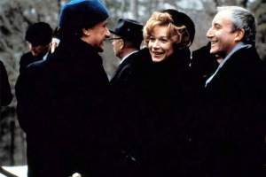 喜剧电影《富贵逼人来》解说文案/片源下载