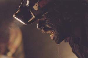 灾难电影《井下9人》解说文案/片源下载