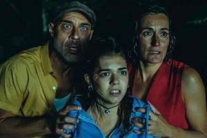 恐怖电影《危险乘客》解说文案/片源下载