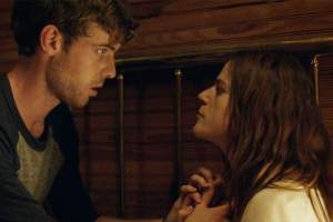 悬疑电影《蜜月》解说文案/片源下载