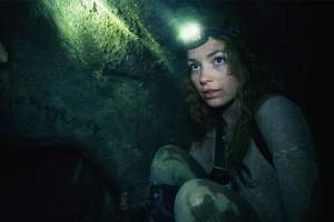 惊悚电影《地下墓穴》解说文案/片源下载