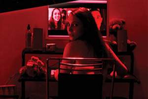 恐怖电影《梅根失踪》解说文案/片源下载