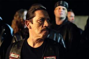 动作电影《以暴制暴》解说文案/片源下载