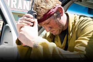 灾难电影《勇往直前》解说文案/片源下载