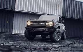 吴名小伙C4D+OC写实汽车渲染案例结课（高清画质带素材）