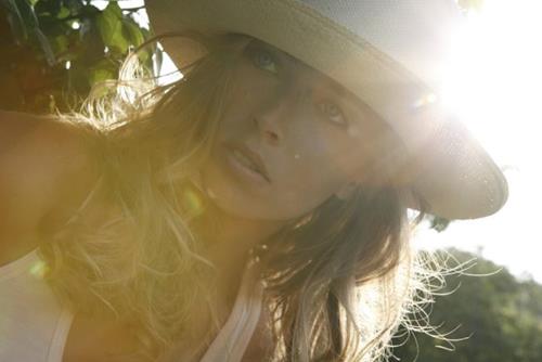 摄影RAW原图下载-RAW030-欧美模特人物高清逆光RAW原片28P打包下载