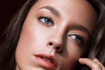 纽扣摄影后期课程商业修图教程：双曲线、高低频、中性灰