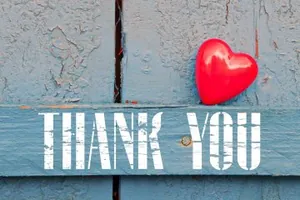 优雅大胆时尚怪诞的英文字体 Fontuna stencil