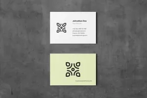 80x55mm 的名片设计展示样机下载