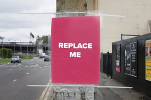 城市海报灯柱张贴效果图样机 Urban City Poster Mockup