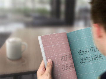 书籍杂志模型PSD贴图模板Square Magazine Mock-Up