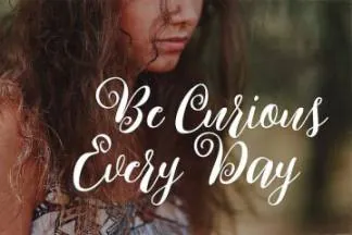 舞魅飞扬粗体手写英文字体 Kimberly Script Font