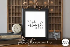 经典的画框样机 Vintage Frame Mockup