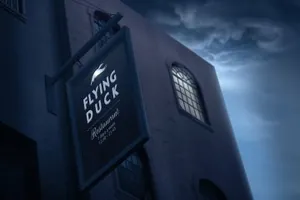 复古广告牌样机模型 Vintage signboard mock-up