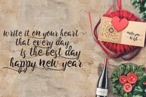 神圣的手写脚本字体 Daviya Script