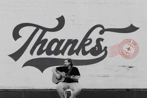 大胆的现代英文字体 The Rollingstar - Stylish BoldScript