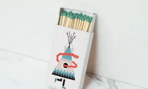 长方形火柴盒纸盒展示效果图VI智能贴图PS样机