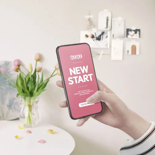 粉色时尚高端的高品质的简约手机APP UI样机展示模型