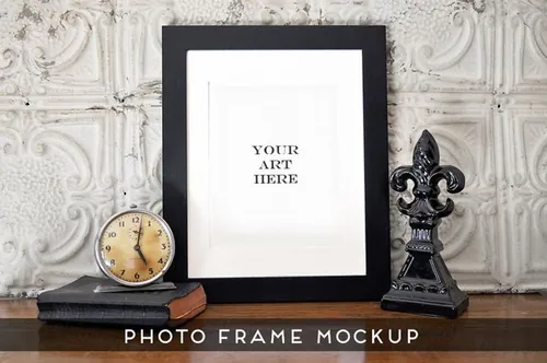 真实的照片相框 Realistic Photo Frame Art Mockup