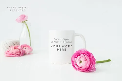 简约风杯子模型 Styled mug mock up