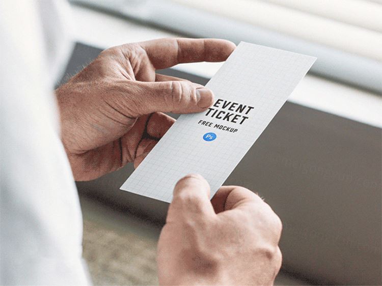手持活动/演出门票样机模板 Event Ticket Mockup