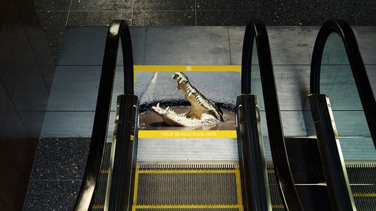 地铁商场自动扶梯灯箱广告设计提案样机PSD模板 3D Escalator / Lightbox Mock-up