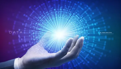 高科技现代手机移动5G通讯高速数据网络传输宣传CG合成概念海报PSD模板