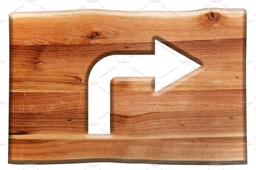 右转标志设计元素Right turn sign in wooden board.